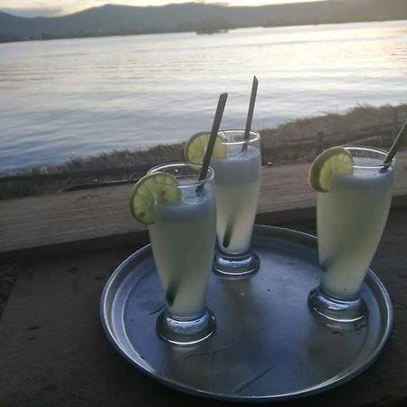 Uros Lodge Lover Titiqaqa Puno Luaran gambar