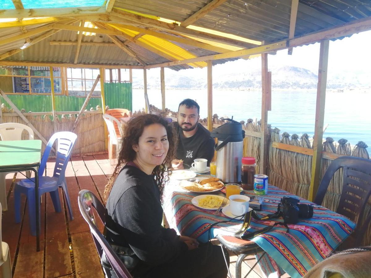 Uros Lodge Lover Titiqaqa Puno Luaran gambar