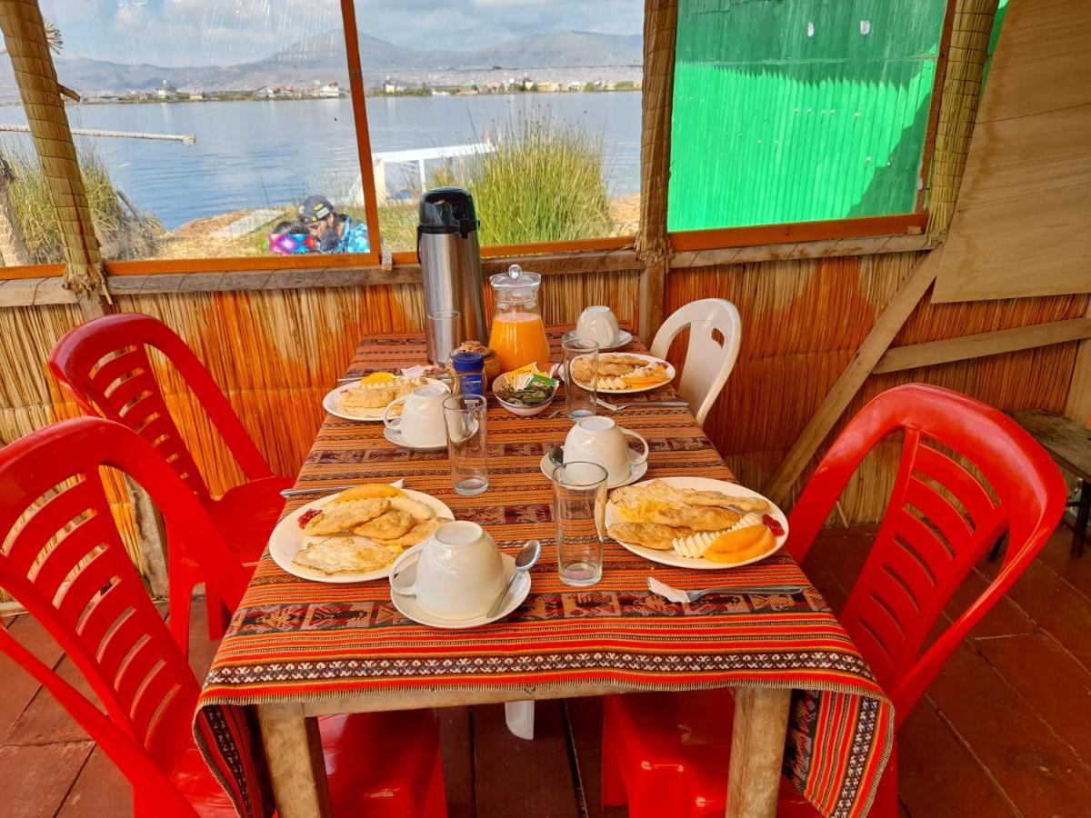 Uros Lodge Lover Titiqaqa Puno Luaran gambar