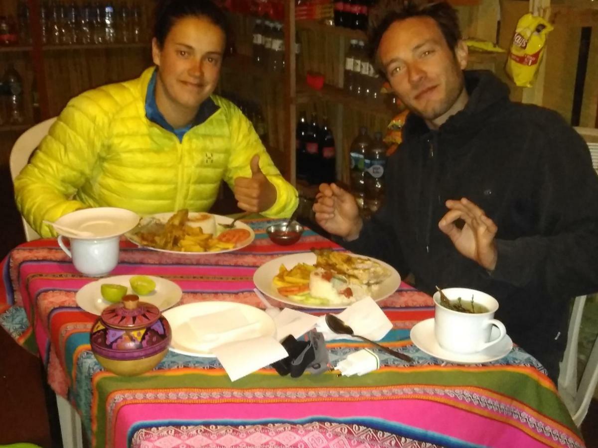 Uros Lodge Lover Titiqaqa Puno Luaran gambar