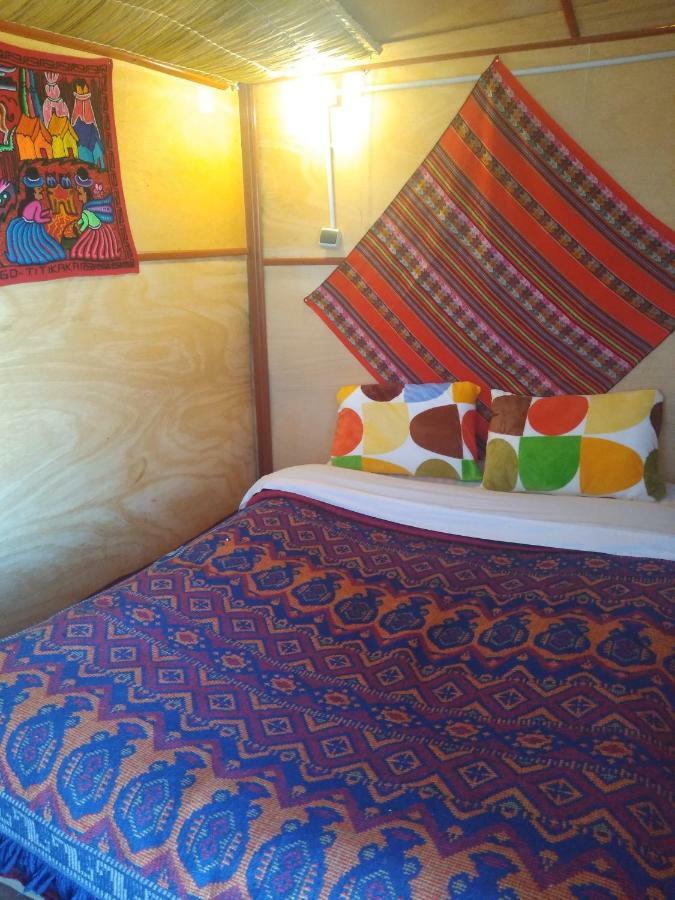 Uros Lodge Lover Titiqaqa Puno Luaran gambar