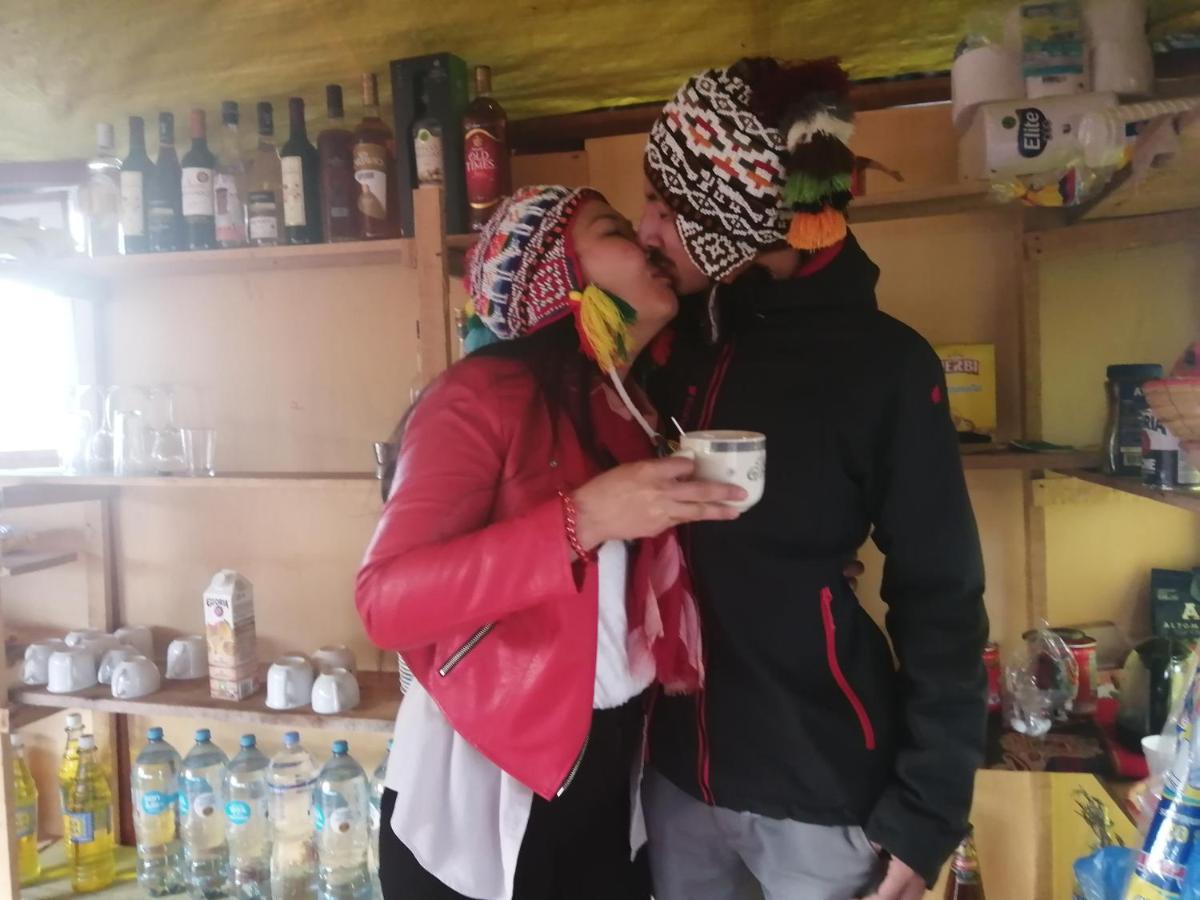 Uros Lodge Lover Titiqaqa Puno Luaran gambar