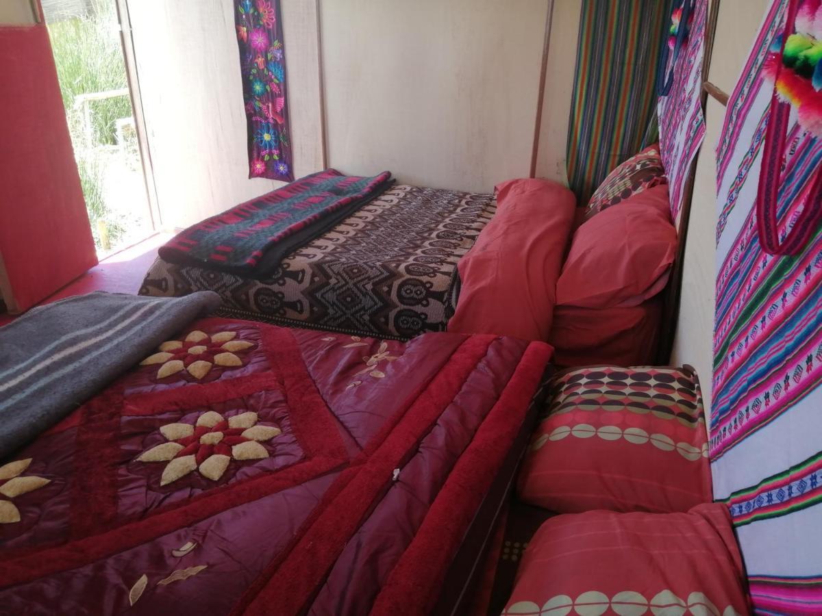 Uros Lodge Lover Titiqaqa Puno Luaran gambar