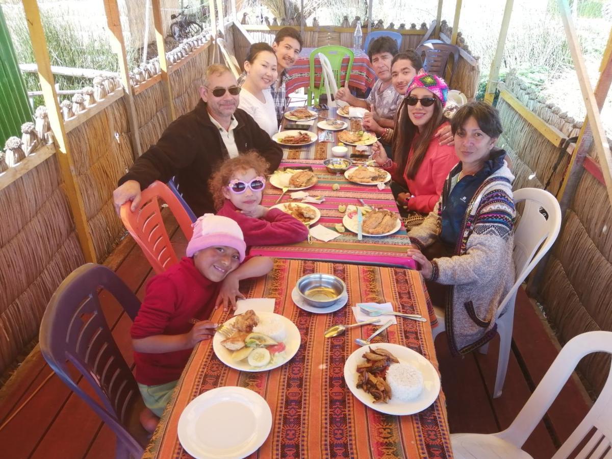 Uros Lodge Lover Titiqaqa Puno Luaran gambar